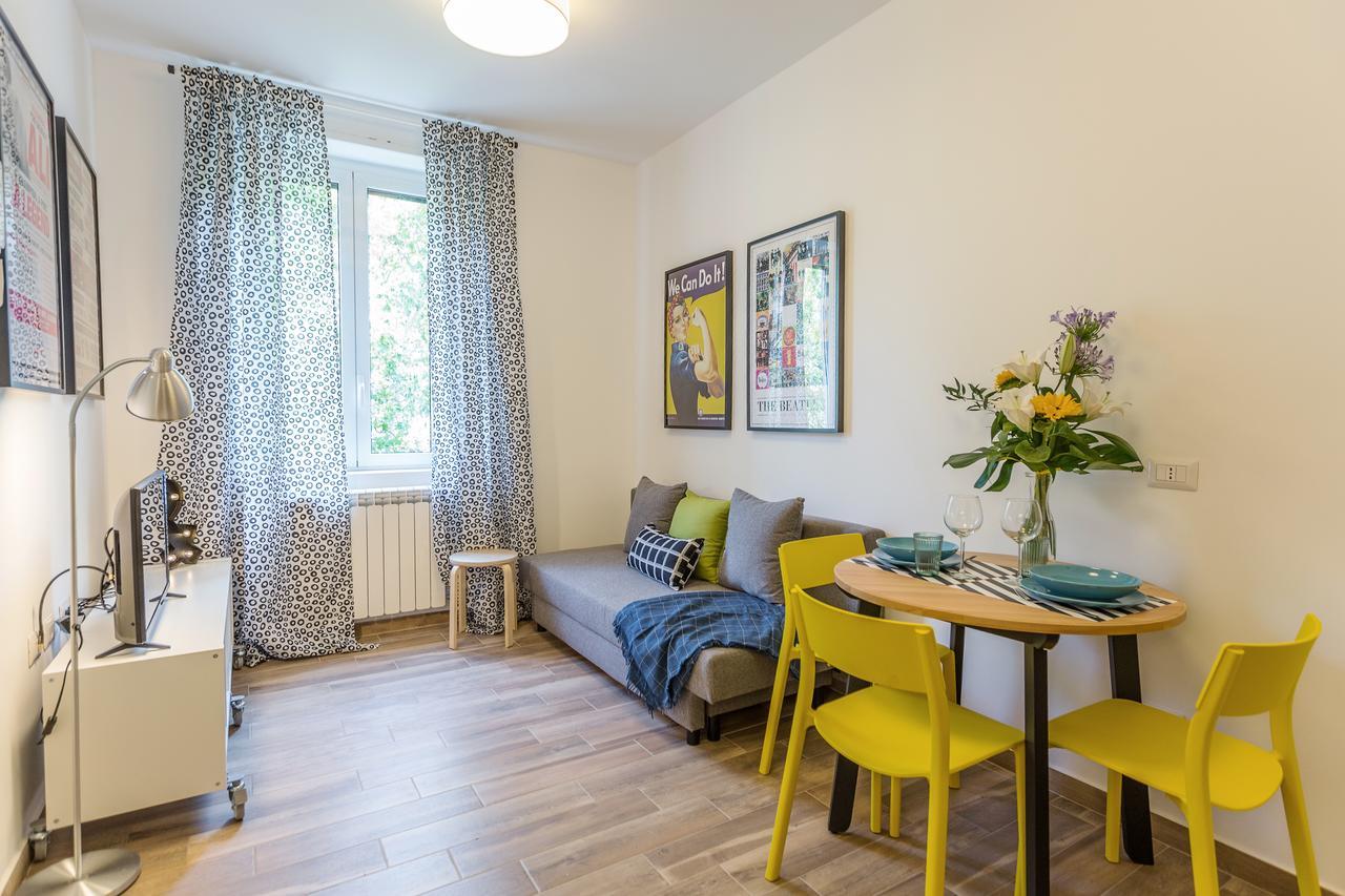 Apartamento Certosa Colorful Mini Flats Milán Exterior foto