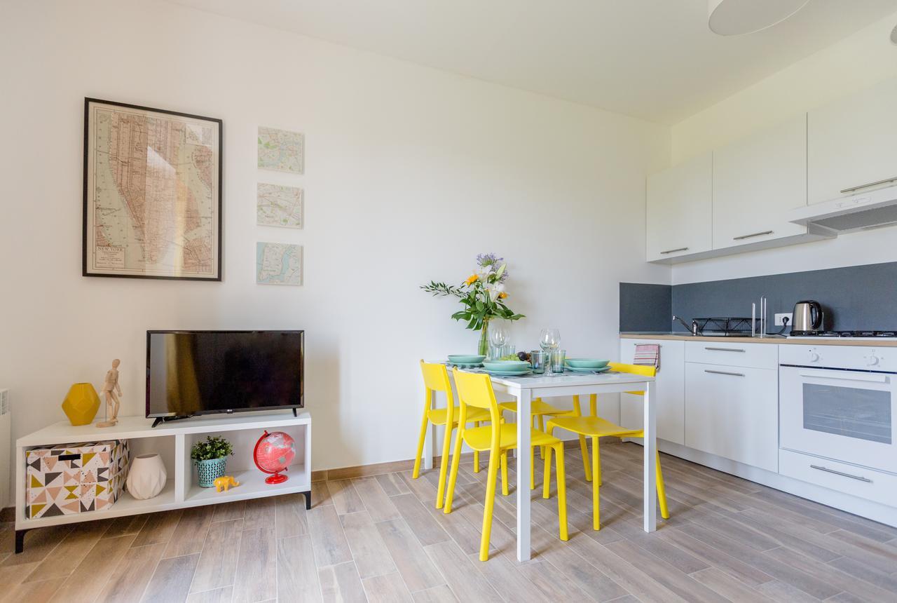 Apartamento Certosa Colorful Mini Flats Milán Exterior foto