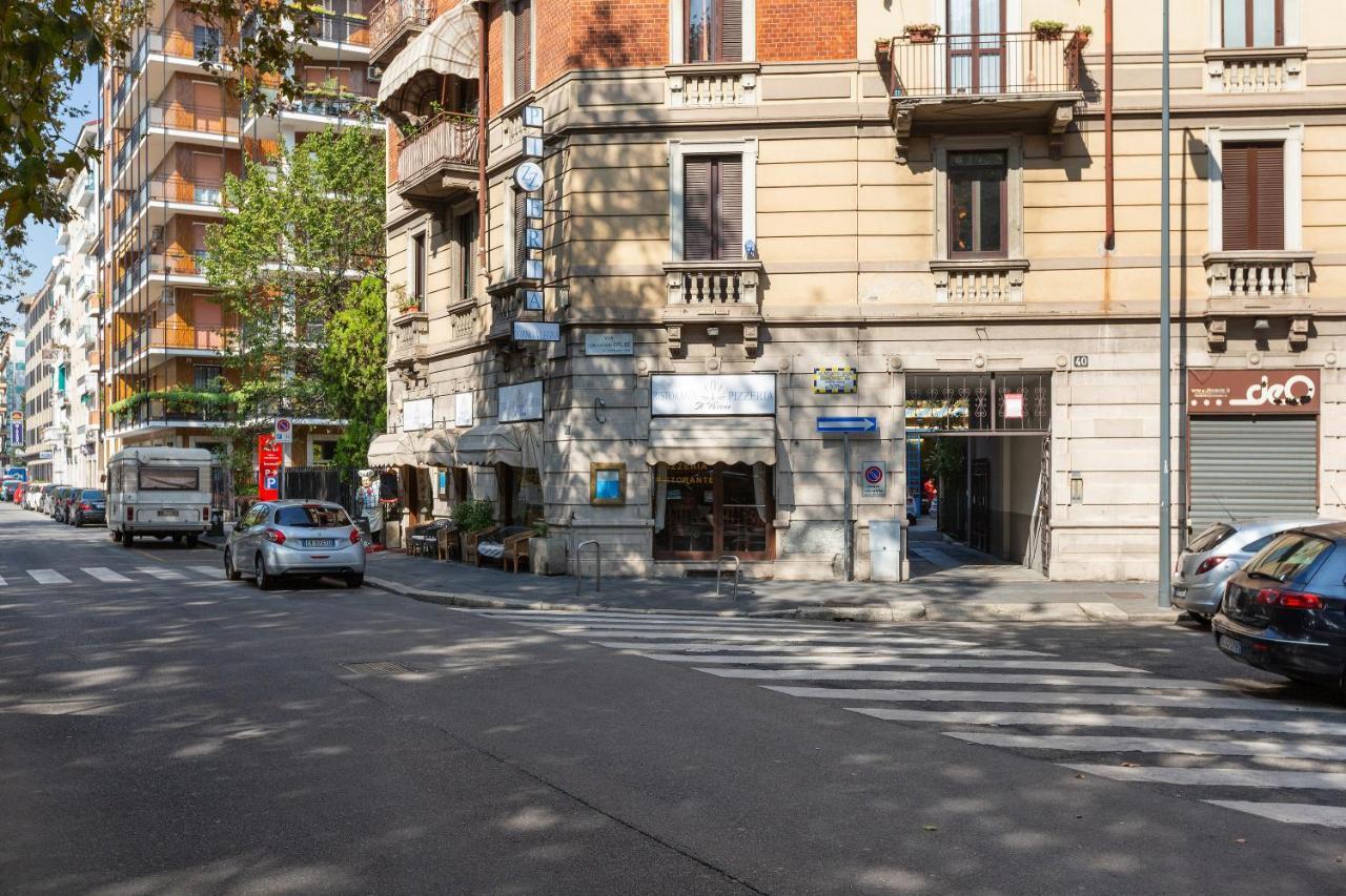 Apartamento Certosa Colorful Mini Flats Milán Exterior foto