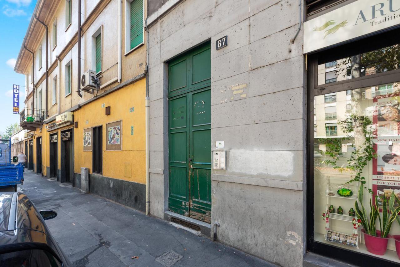Apartamento Certosa Colorful Mini Flats Milán Exterior foto